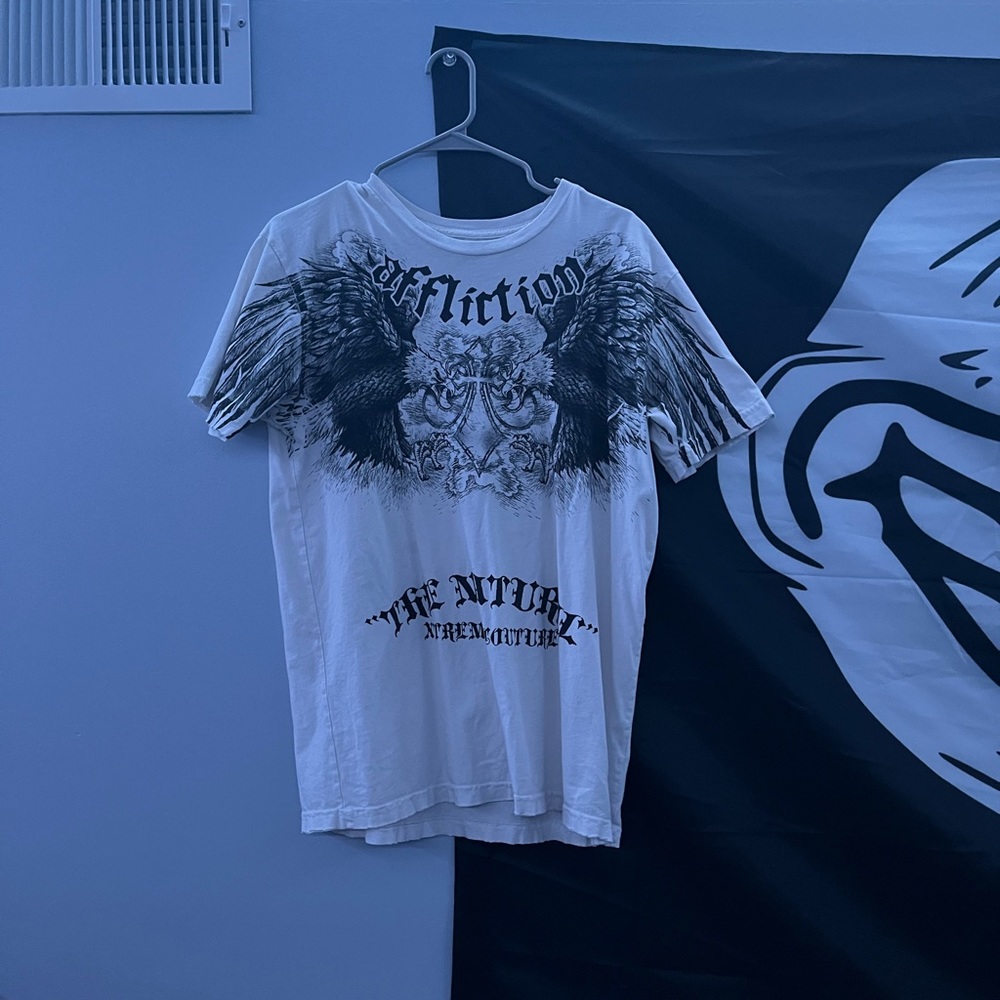 AFFLICTION SHIRT WORN BY SEMETARY.